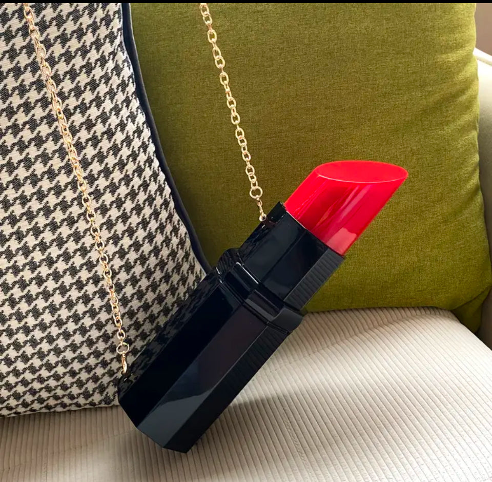 LABIAL LUXURY