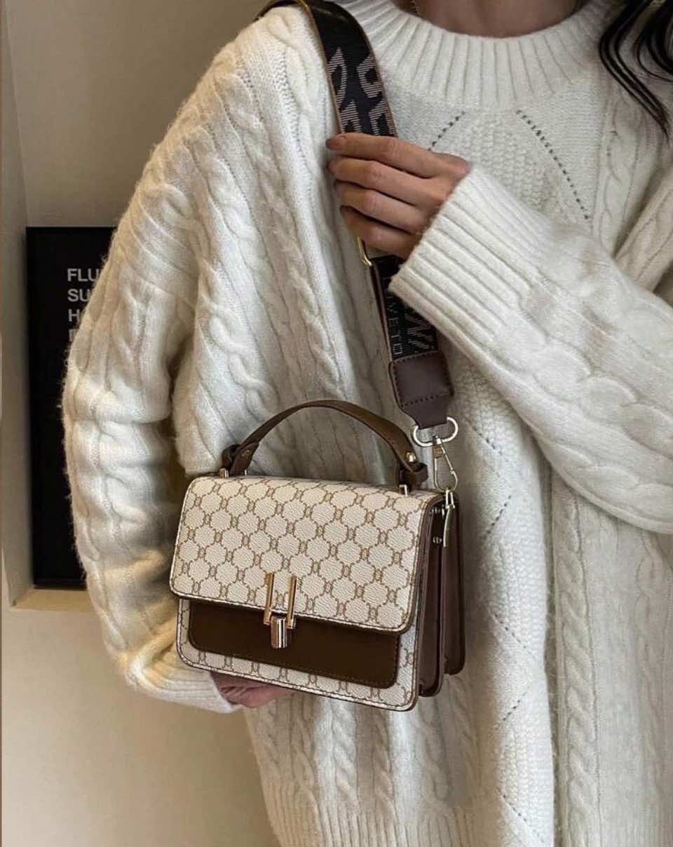 VUITTON HEBILLA