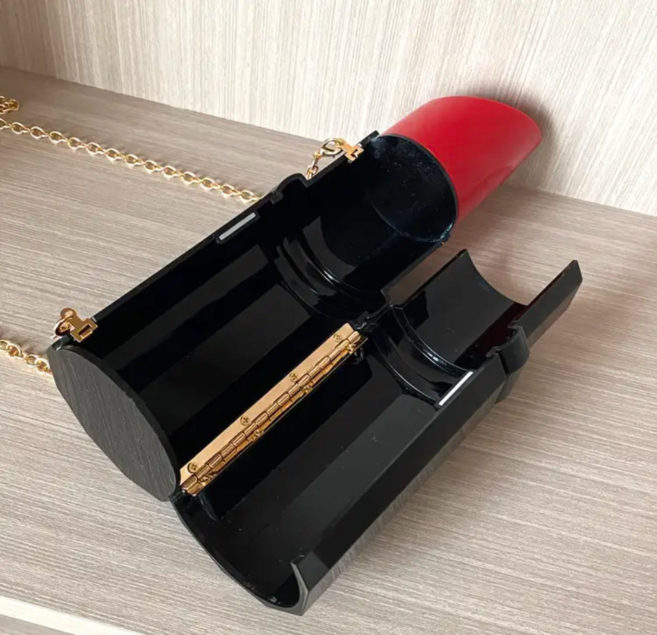 LABIAL LUXURY