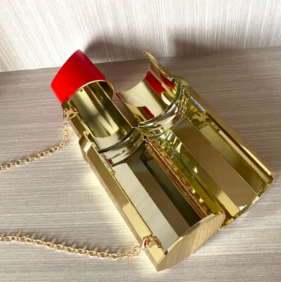LABIAL LUXURY
