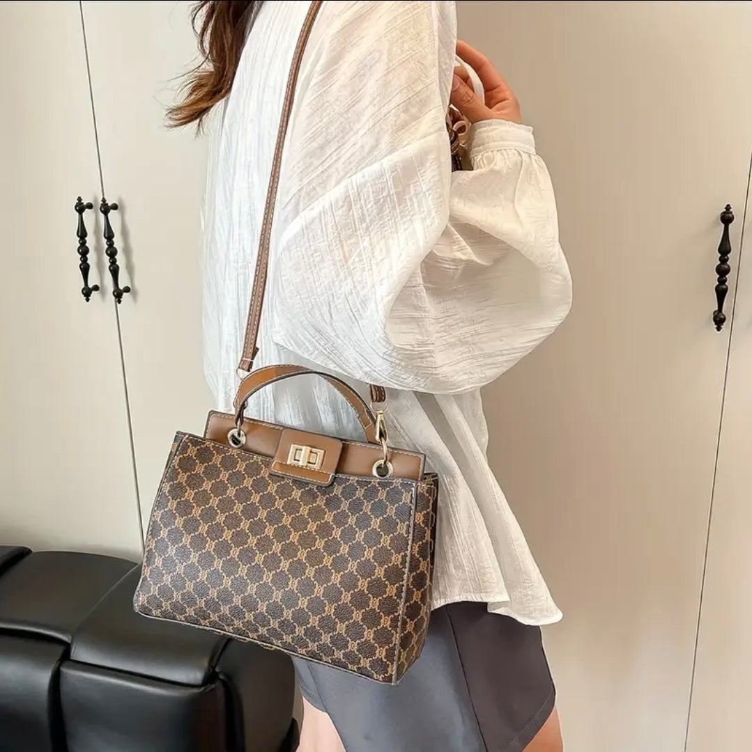 VUITTON ELEGANCE