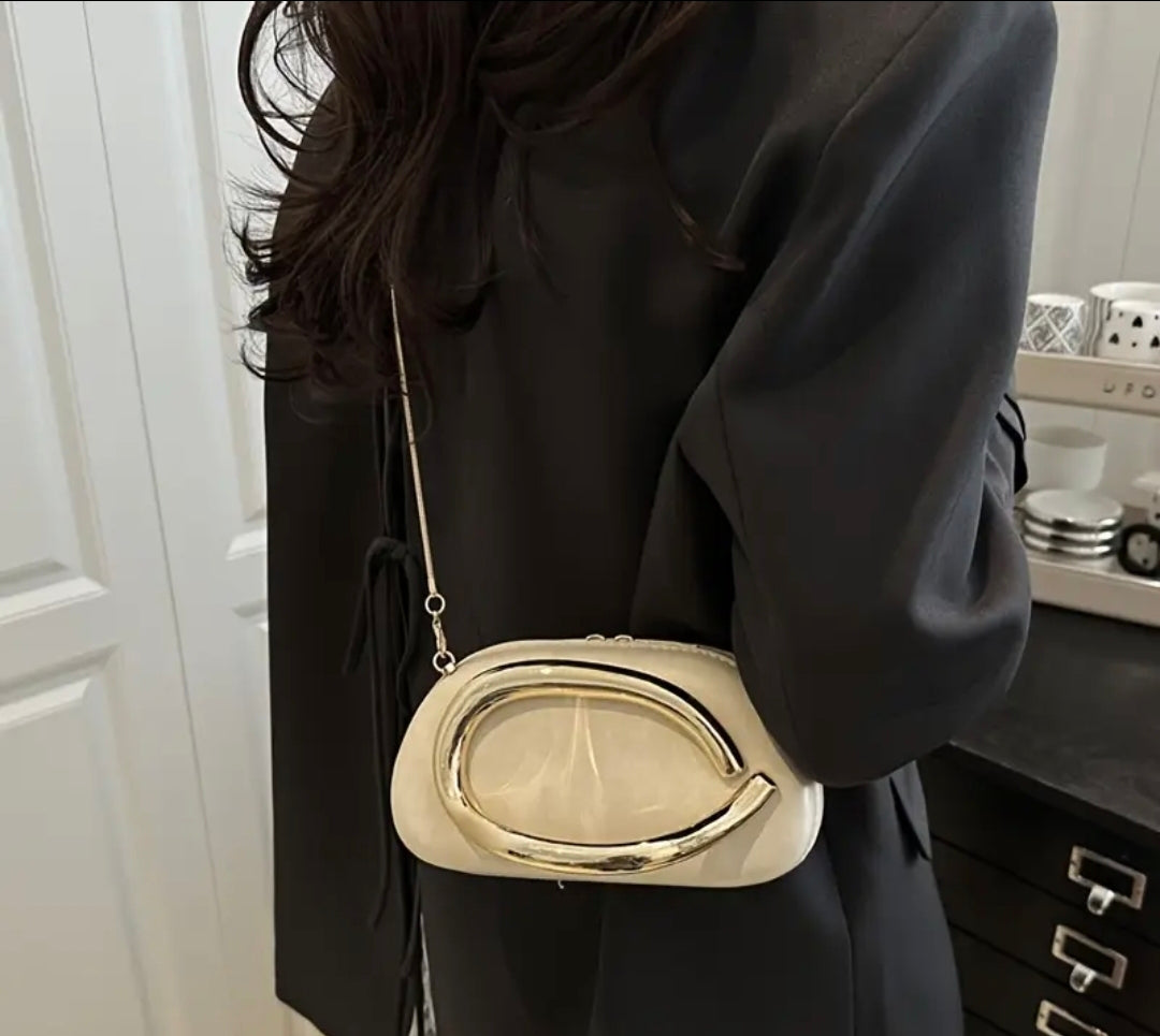 ELEGANTE CHIC