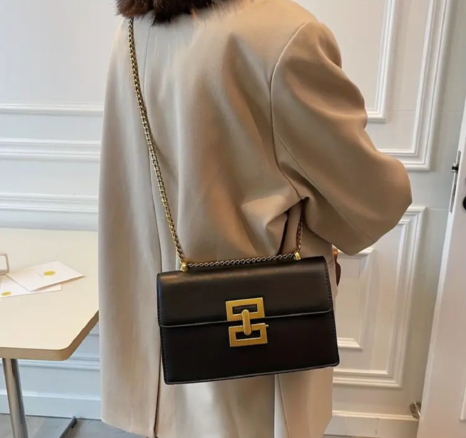 MINIMALISTA ELEGANTE
