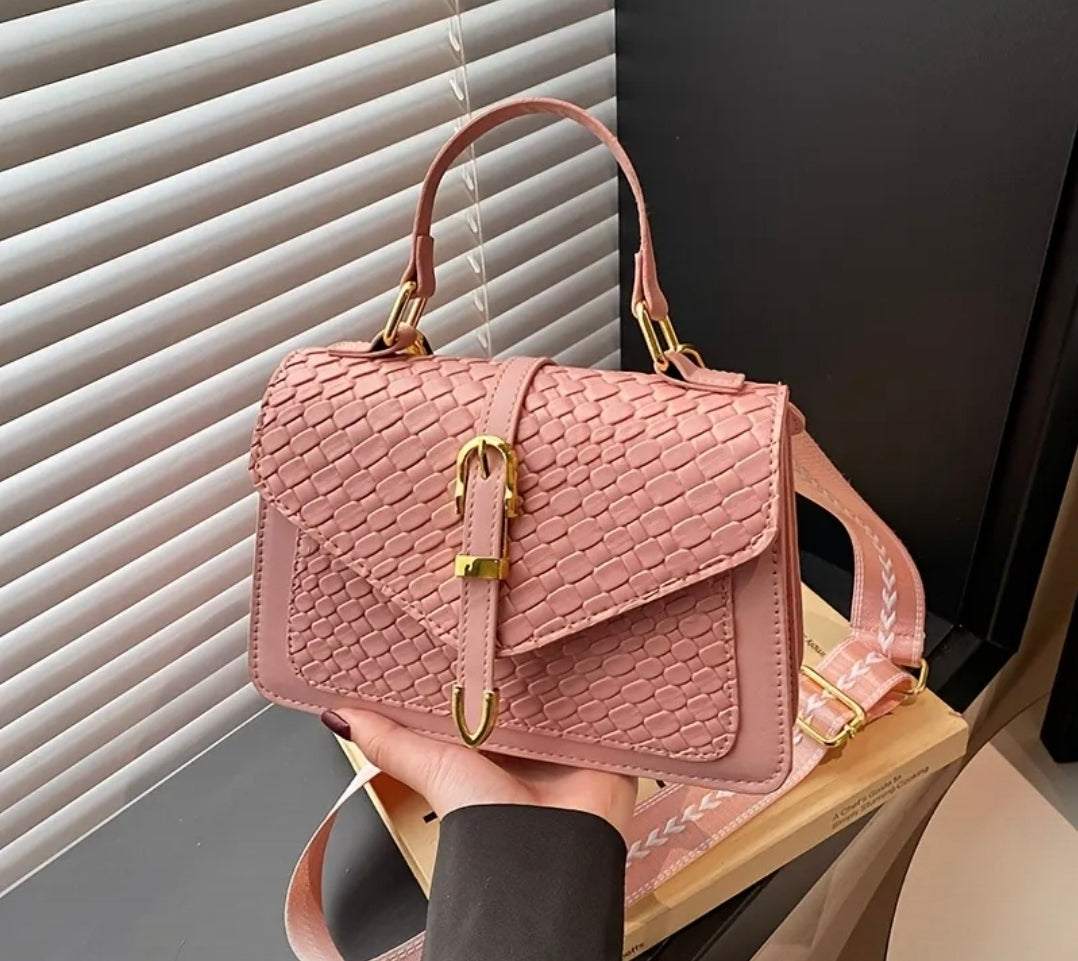 DE LUJO LUXURY