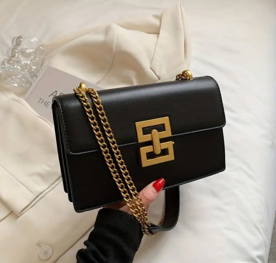 MINIMALISTA ELEGANTE