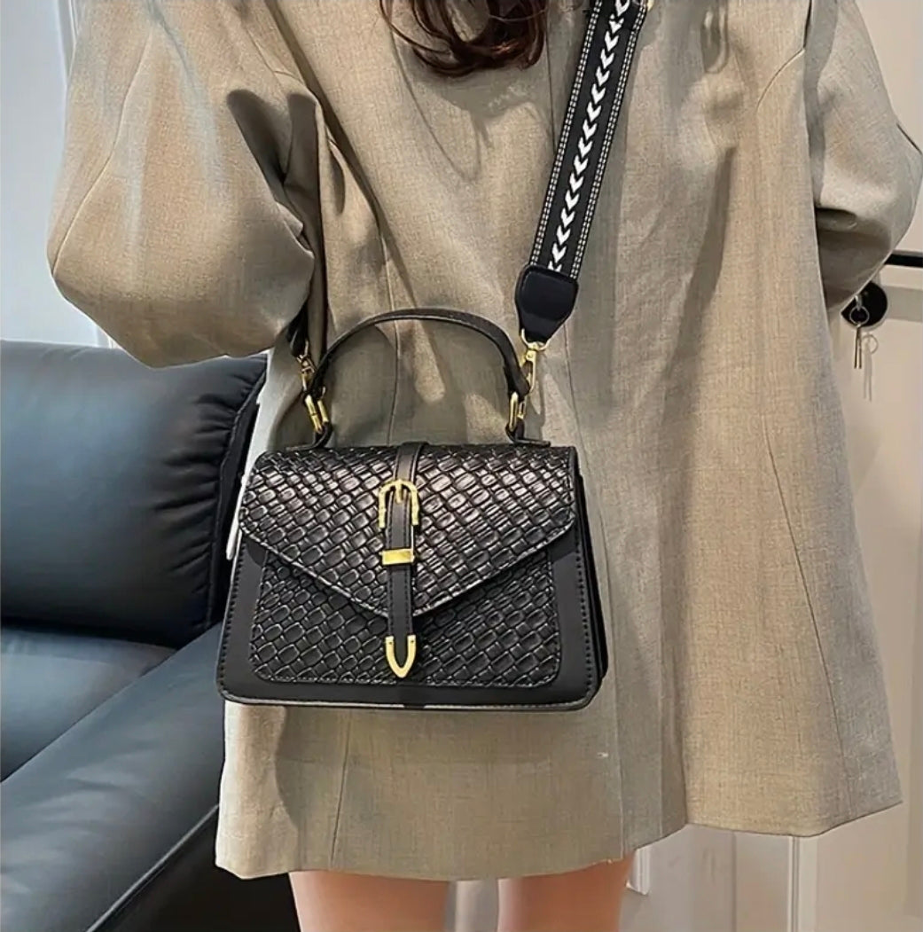 DE LUJO LUXURY