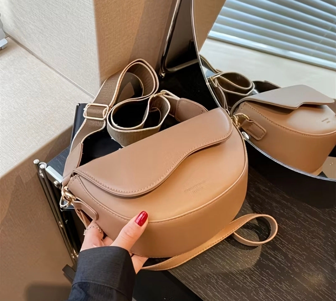 OLA LUXURY