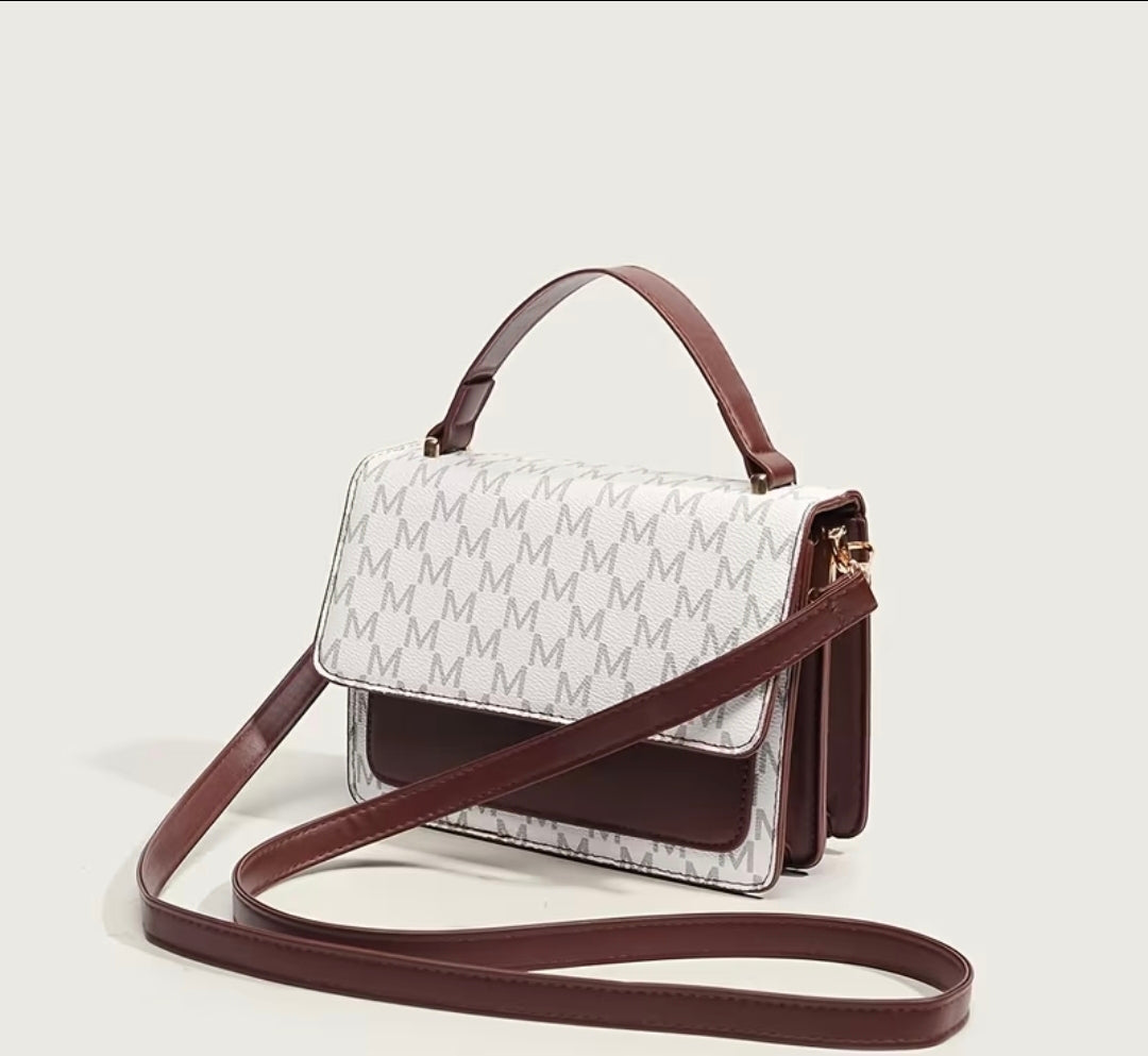 BAG M