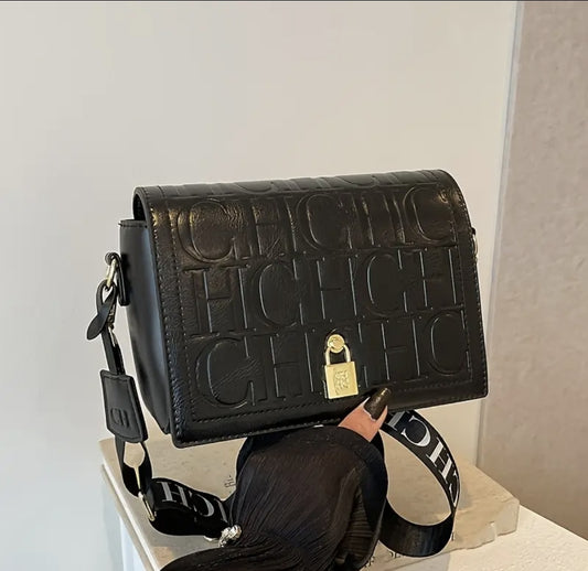 CH LUXURY